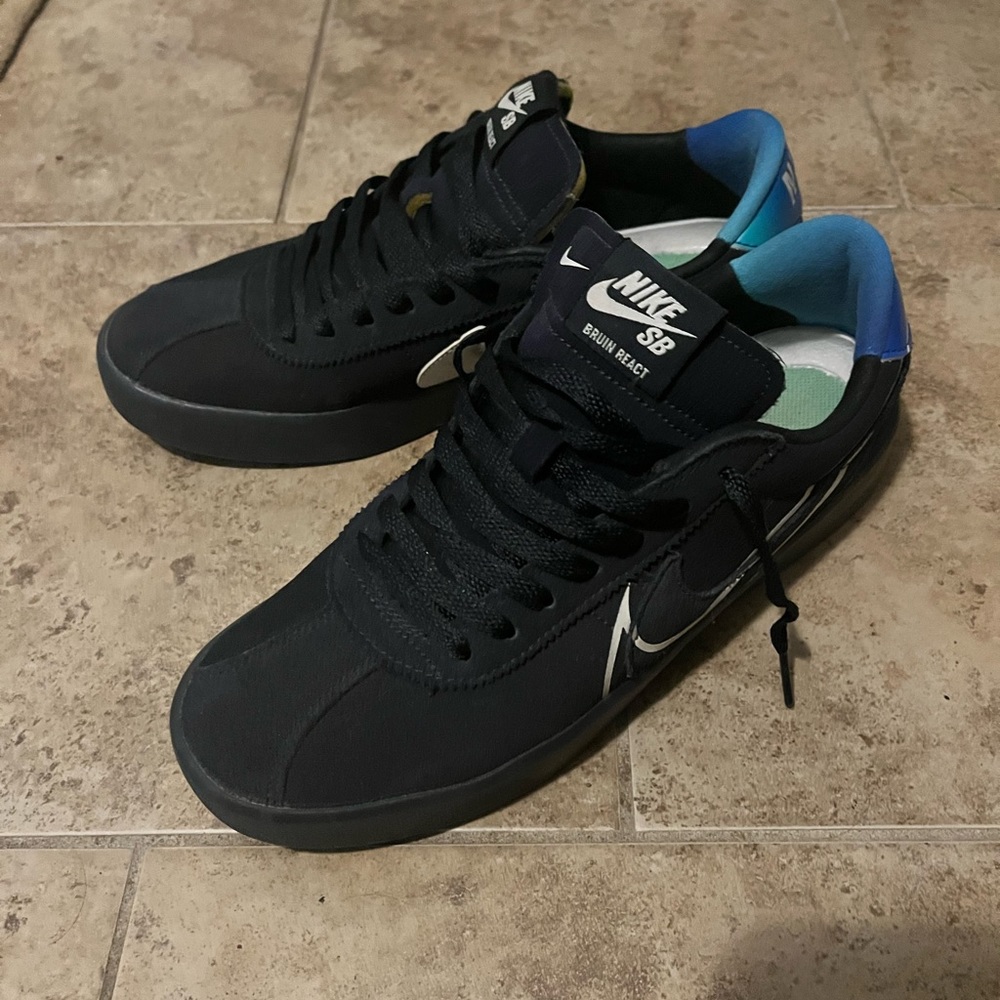 NIKE SB BRUIN REACT DARK OBSIDIAN